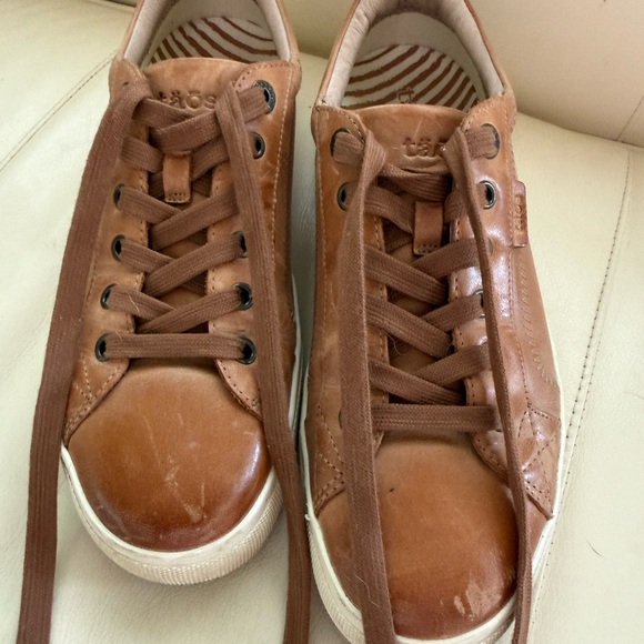 Taos Footwear Shoes - Women’s Taos Casual Leather Sneakers - Brown